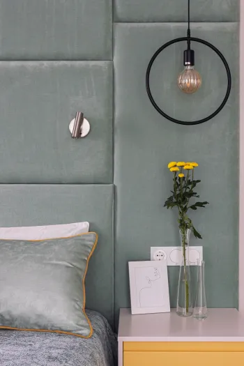 Интерьер cветильниками над кроватью в современном стиле смотреть на Basicdecor