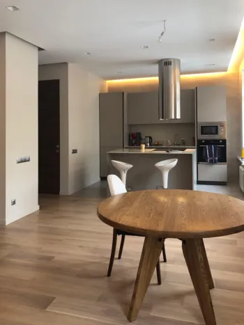 Интерьер кухни в современном стиле смотреть на Basicdecor