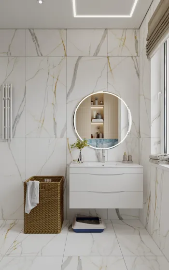 Интерьер ванной с зеркалом на двери  смотреть на Basicdecor