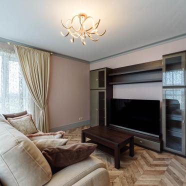Интерьер гостиной в неоклассике смотреть на Basicdecor