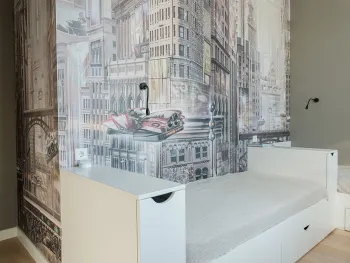 Интерьер детской с шкафом у кровати в современном стиле смотреть на Basicdecor