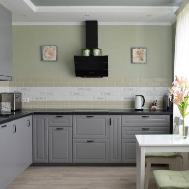 Интерьер кухни в неоклассике смотреть на Basicdecor