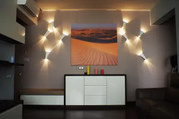 Интерьер c подсветкой  смотреть на Basicdecor