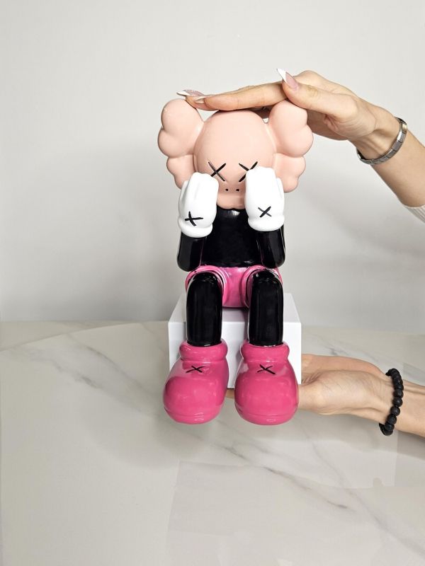 Фигурка Sotogrande Kaws Hypebeast BD-3049157