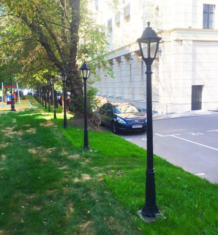 Садово-парковый фонарь Fumagalli NOEMI черный, бежевый E35.157.000.AYH27 фото 8