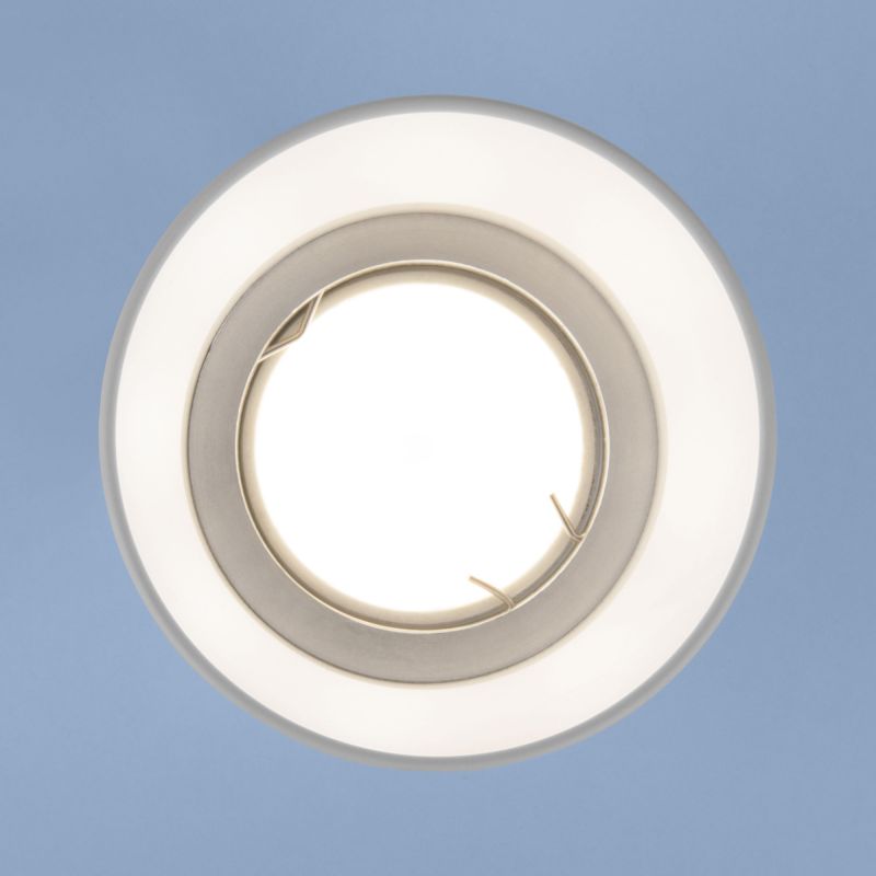 Встраиваемый точечный светильник Elektrostandard 6073 MR16 WH белый