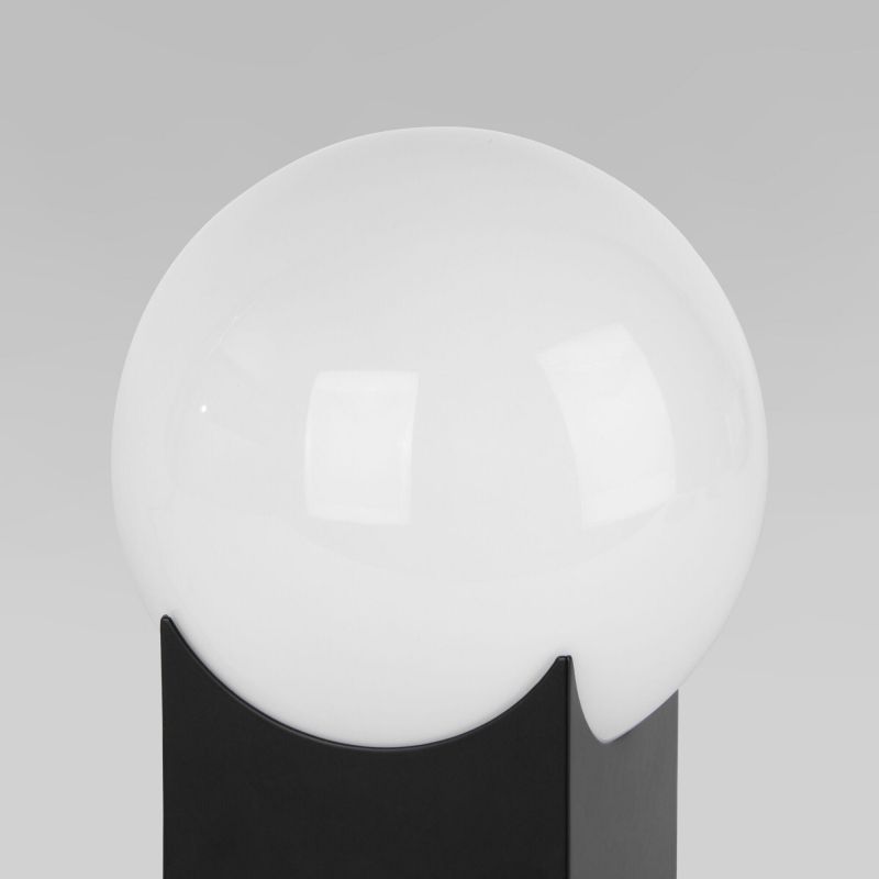 Настольный светильник Eurosvet Pax со стеклянным плафоном 01167/1 черный