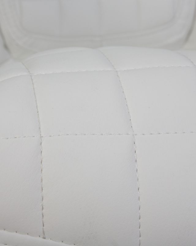 Офисное кресло Dobrin 114B-LMR CHESTER, цвет белый