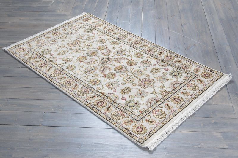 Индийский ковер из шерсти и шёлка Carpet «PLATINUM» AK1500-IVR-IVR 91 x 153 см