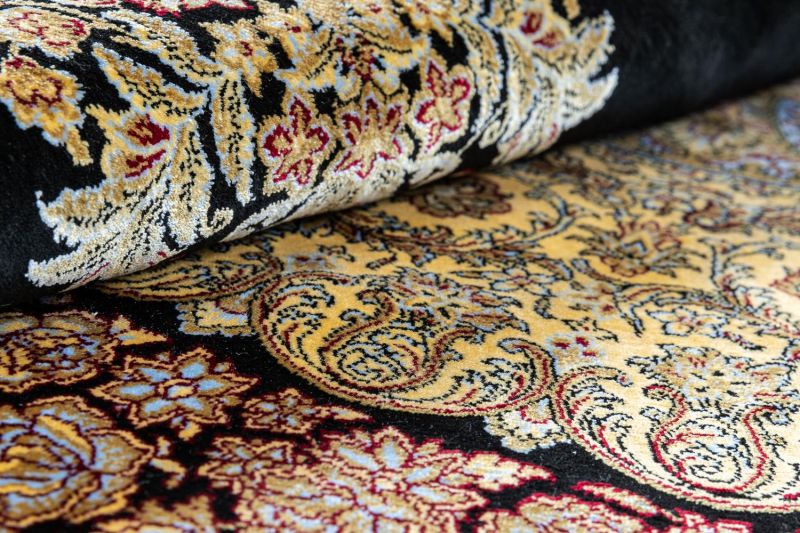 Иранский ковер из шёлка и модала Carpet «MASTERPIECE QUM» 051-21-GRAND MEDALION BLACK-GOLD 151 x 228 см фото 5