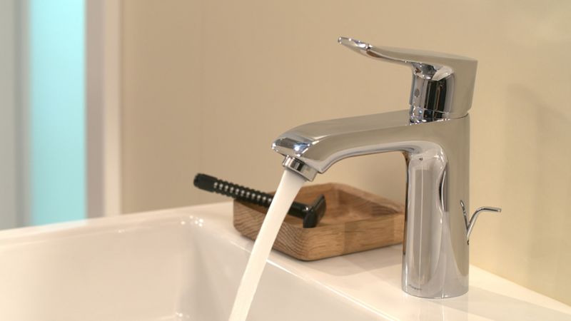 Смеситель Hansgrohe Metris 31080000 для раковины