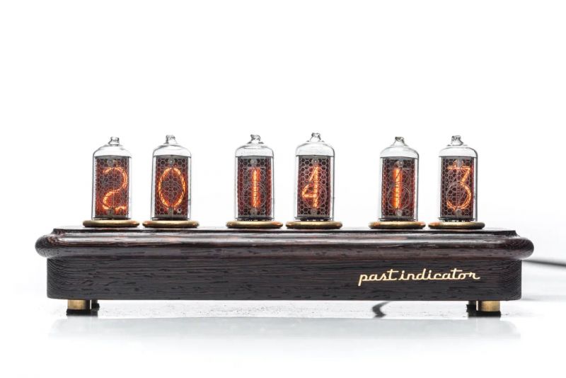 Ламповые часы Past Indicator Восток-4 black (венге) Pas_4 фото 1