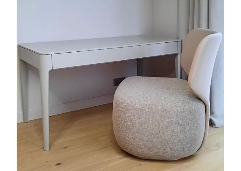 Стол письменный Ellipsefurniture Type 140*70 см (светло-серый) TY010302350101 фото 3