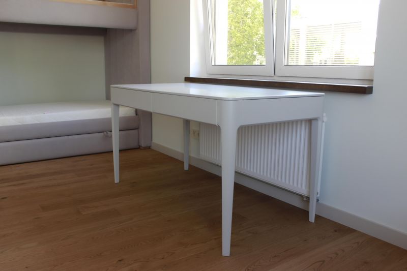 Стол письменный Ellipsefurniture Type 140*70 см (светло-серый) TY010302350101 фото 5
