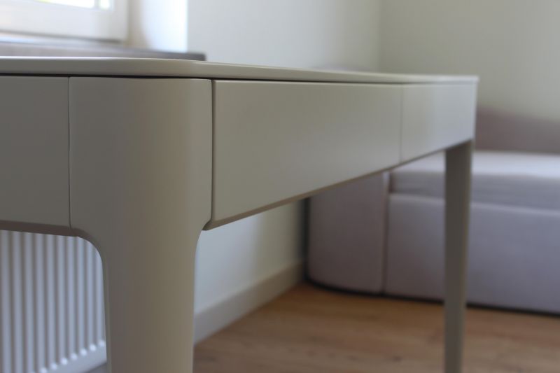Стол письменный Ellipsefurniture Type 140*70 см (светло-серый) TY010302350101 фото 7