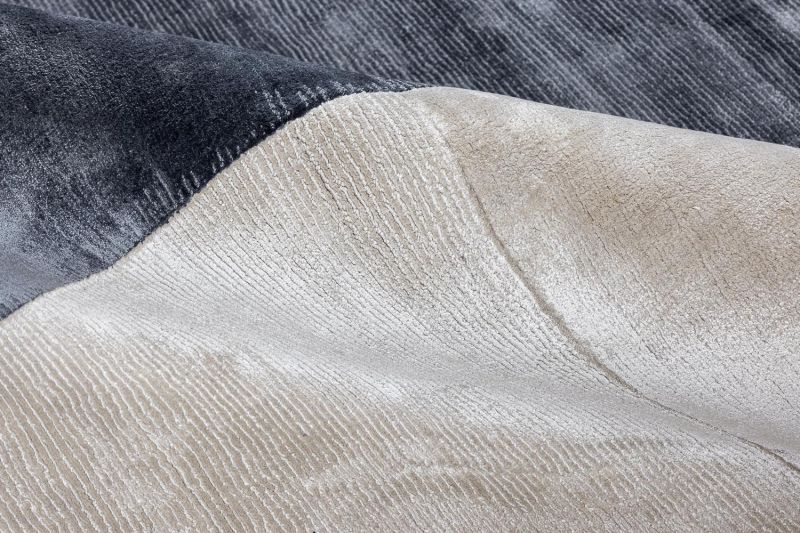 Индийский ковер из арт-шёлка Carpet «ROSERA» RSR05-SILVER-RAVEN 165 x 235 см фото 4