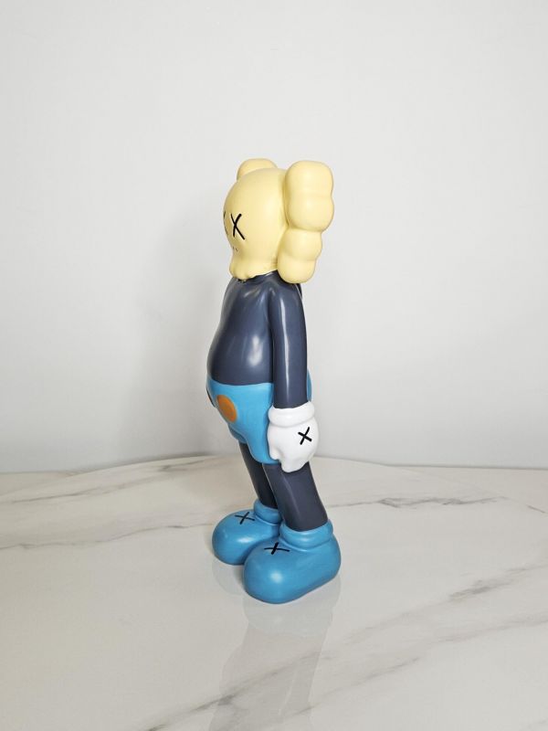 Фигурка Sotogrande Kaws Morty Smith BD-3049156