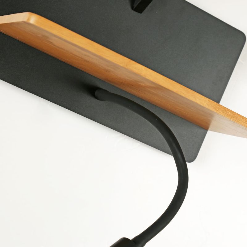 Настенный светильник с USB портом и полкой Favourite Liga 2896-1W фото 5