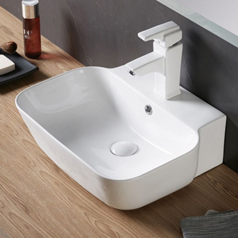 Раковина Melana A462-805 фото 1
