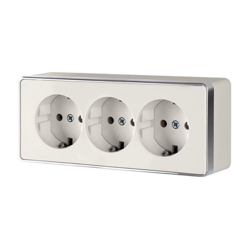 Розетка тройная с заземлением и шторками Gallant (слоновая кость) Werkel W5073103 фото 1
