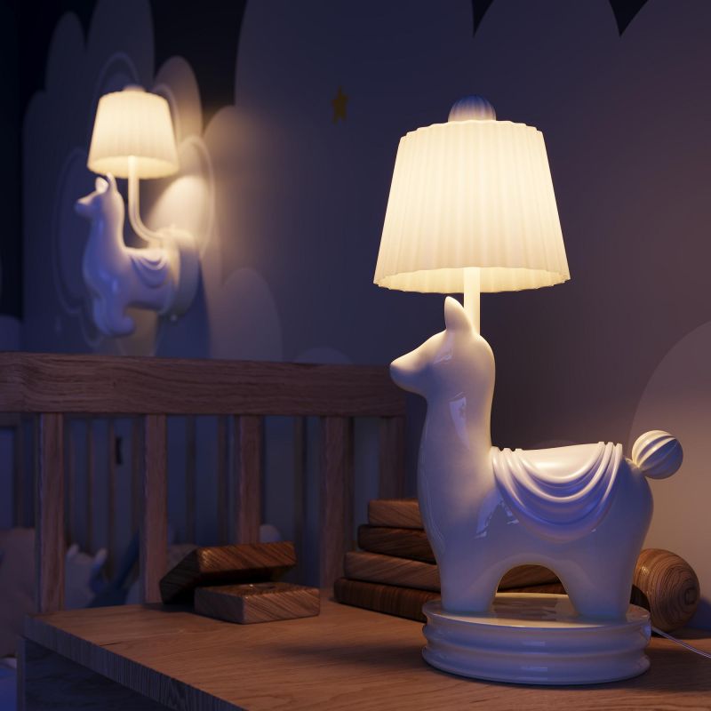 Настольный светильник Maytoni Senor Alpaca 7W LED 3000K MOD377TL-L5W3K фото 7